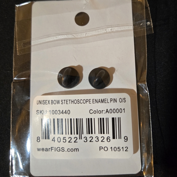 V Coterie Red Bow Lapel Pin - Picture 2 of 2